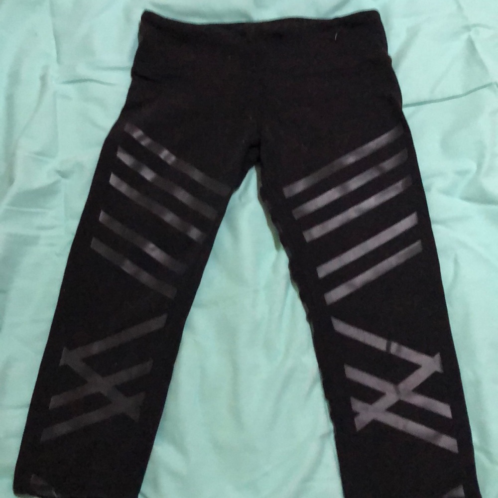 Alo Yoga Lineal Crop